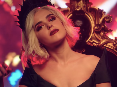 Kiernan Shipka em O Mundo Sombrio de Sabrina/Netflix Kiernan Shipka em O Mundo Sombrio de Sabrina/Netflix