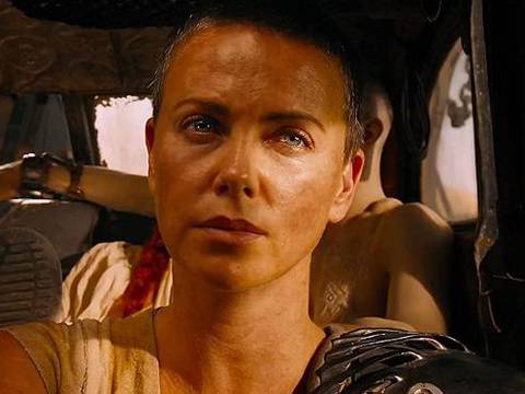 Charlize Theron em Mad Max: Estrada de Fúria/Warner Bros/Divulgação Charlize Theron em Mad Max: Estrada de Fúria/Warner Bros/Divulgação