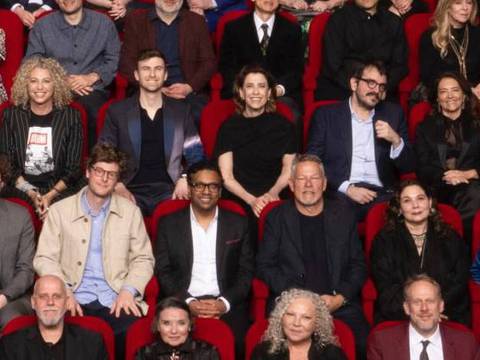 Fernanda Torres en la foto oficial de los nominados al Oscar 2025 (Reproducción) Fernanda Torres en la foto oficial de los nominados al Oscar 2025 (Reproducción)