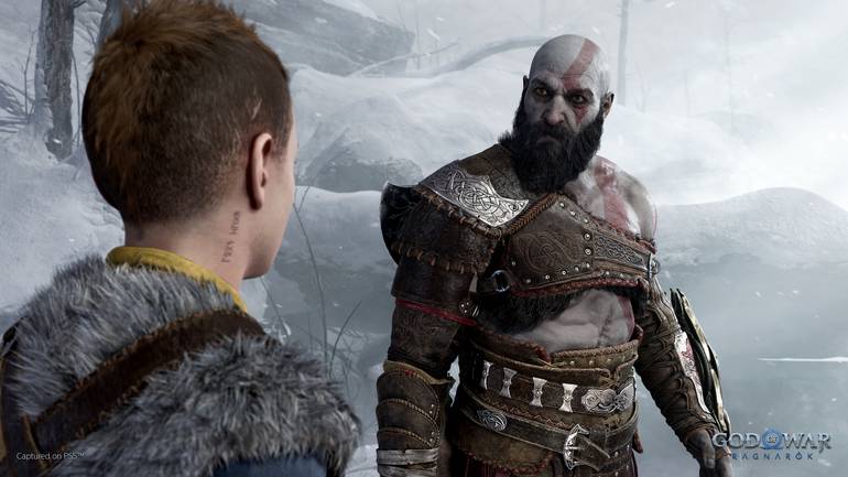 Kratos e Atreus discutem.