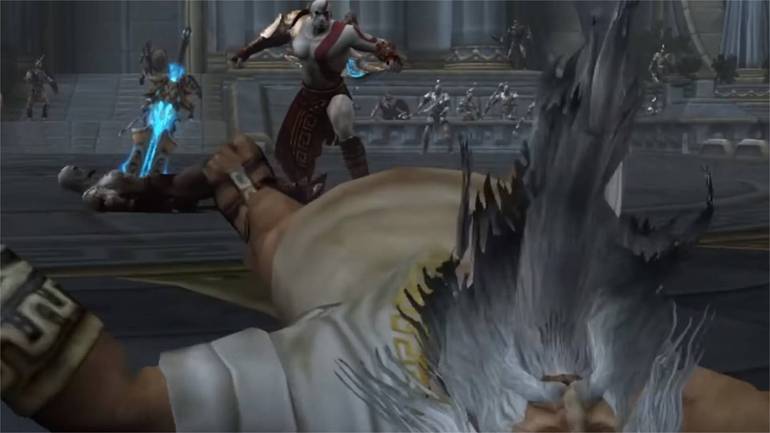 Imagem de gameplay de God of War 2, do momento em que Kratos volta ao passado e impede a própria morte.