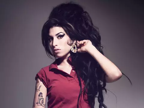 Amy Winehouse | Família quer produzir musical sobre a vida da cantora