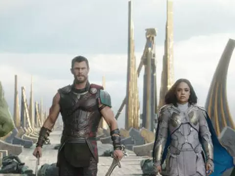 Thor: Ragnarok ganha novo trailer com Doutor Estranho
