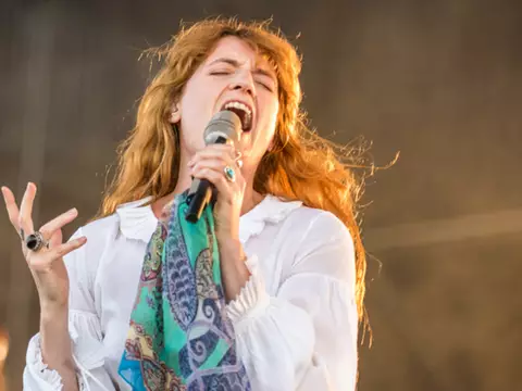 Florence + The Machine lança música para o novo filme de Tim Burton