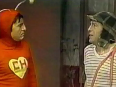 Chapolin e Chaves, em cena do seriado