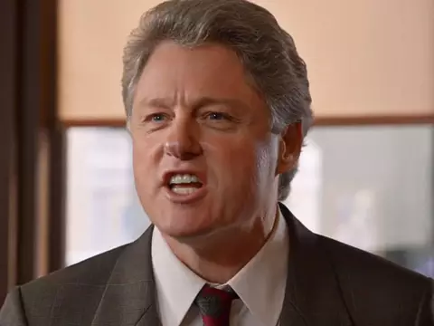 Seth MacFarlane como Bill Clinton