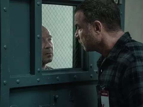 Stephen Graham Plays a Serial Killer in New Apple TV Series 'Nocturne'