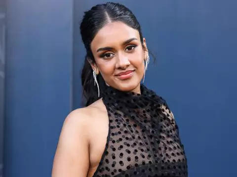 Fan-Favorite 'The Pitt' Actress to Star in Queer Drama 'Unrequited'