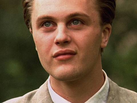 Michael Pitt é Detido em Nova York por Acusações de Agressão e Abuso Sexual