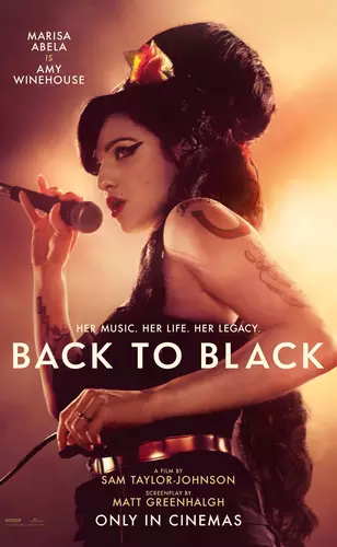 Vazio e oportunista, Back to Black não honra o talento de Amy Winehouse