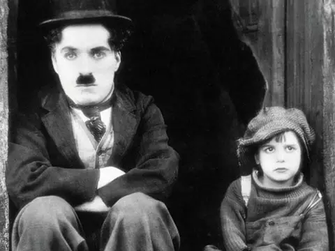 Cena de O Garoto/Charles Chaplin Productions/Divulgação