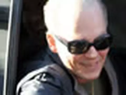 Black Mass | Johnny Depp envelhecido em fotos do set do filme de máfia