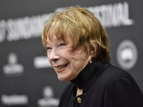 Nicole | Shirley MacLaine será uma elfa em filme da Disney sobre a filha do Papai Noel
