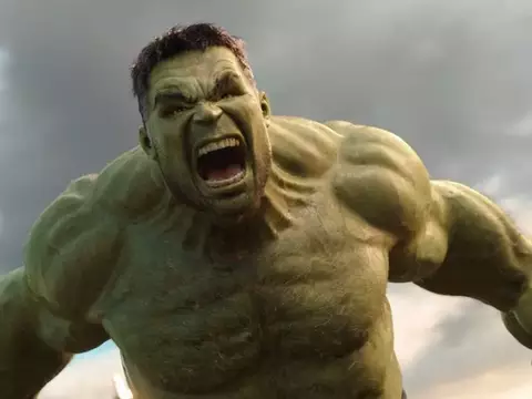 Visual de Hulk é revelado em colecionável de Homem-Aranha: Um Novo Dia