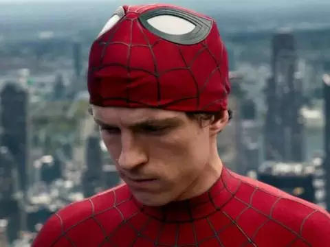 Tom Holland elige los dos futbolistas que serían buenos Spider-Man