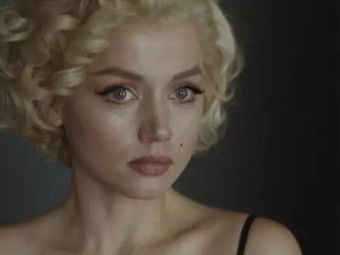 Ana de Armas em Blonde (Reprodução)