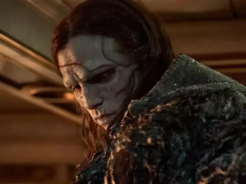 Frankenstein de del Toro ganha boneco realista pela Iron Studios