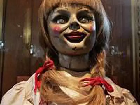 Invocação do Mal terá filme derivado sobre a boneca Annabelle
