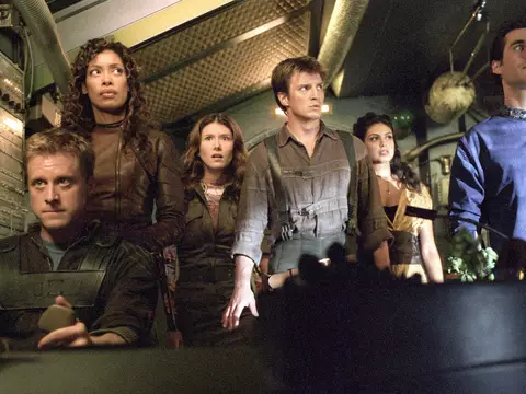 Firefly | Nathan Fillion atualiza revival após meses sem notícia
