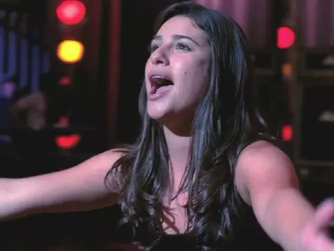Lea Michele em Glee (FOX/Reprodução)