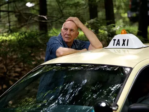 Youth in Oregon | Frank Langella quer morrer no trailer da comédia dramática