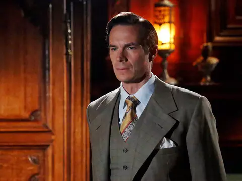 James D'Arcy em Agente Carter (Marvel Television/Divulgação)