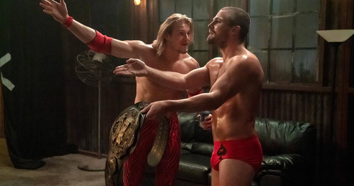 Heels: atores das séries Arrow e Vikings aparecem em foto de