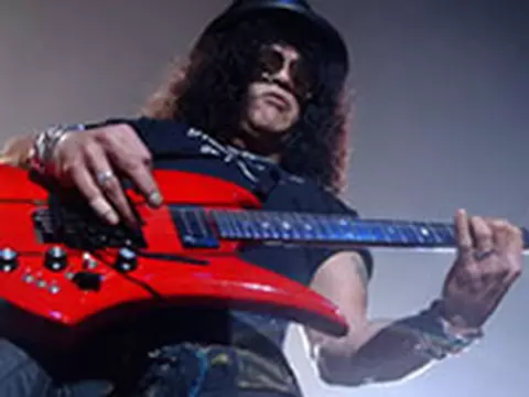 Velvet Revolver | Slash desmente ex-vocalista e diz que não retornará