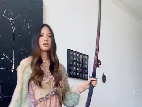 Olivia Munn/Twitter/Reprodução
