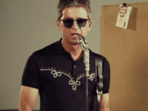 Noel Gallagher’s High Flying Birds lança novo clipe, "It’s A Beautiful World"