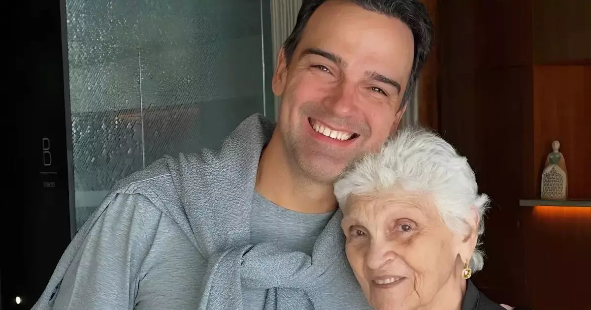 Tadeu Schmidt lamenta a morte de sua mãe aos 92 anos