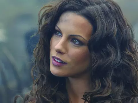 Kate Beckinsale
