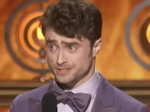 Daniel Radcliffe, astro de Harry Potter, vence prêmio no Tony Awards