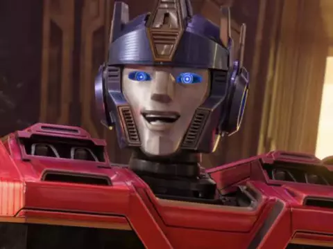 Cena de Transformers: O Início (Reprodução)
