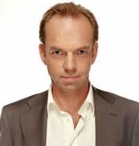 Hugo Weaving confirmado como o vilão de «Capitão América» - CNN