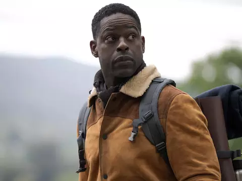 Foto de Sterling K. Brown em Paradise/Disney+/Reprodução