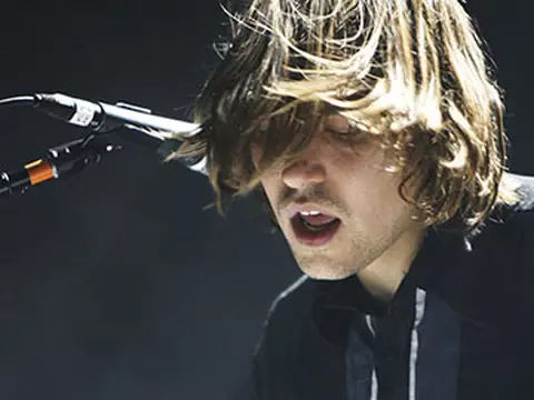Will Butler, do Arcade Fire, divulga a inédita "City on a Hill"
