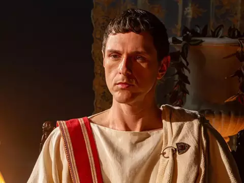 Emmanuel | Filme adaptado de obra de Chico Xavier ganha imagens; veja