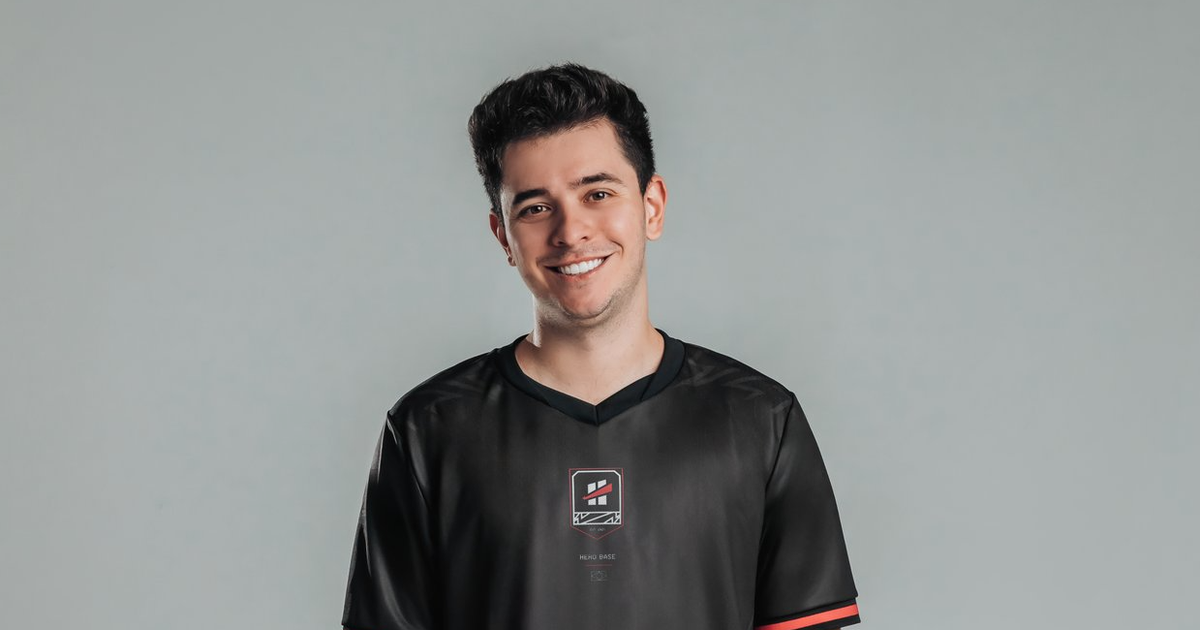 É ASSIM QUE SE TRATA UM PRO-PLAYER! 