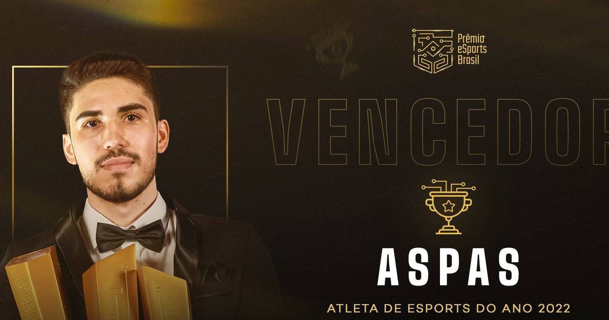 Aspas é eleito atleta do ano no Prêmio eSports Brasil 2022; veja