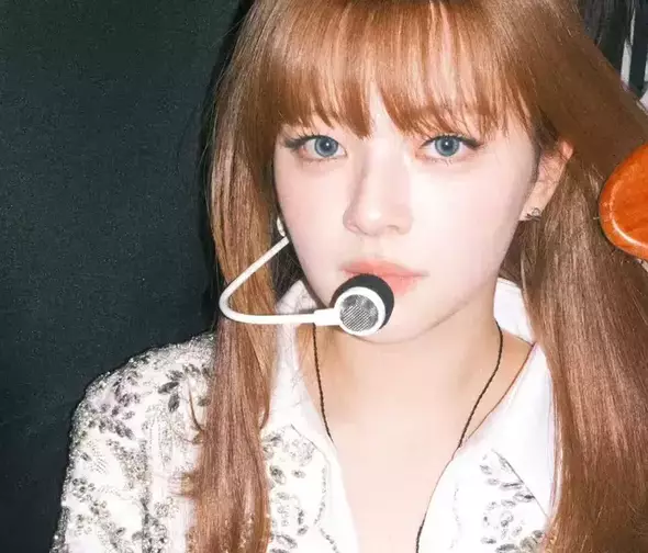 Jeongyeon Left TWICE's Record Label