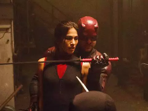 Demolidor: Renascido, Elektra