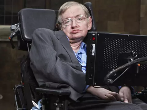 Stephen Hawking | Atores e cientistas se despedem do astrofísico nas redes sociais