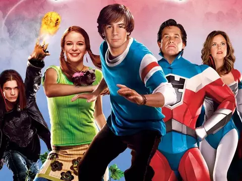 Pôster de Super Escola de Heróis/ Divulgação/ Disney