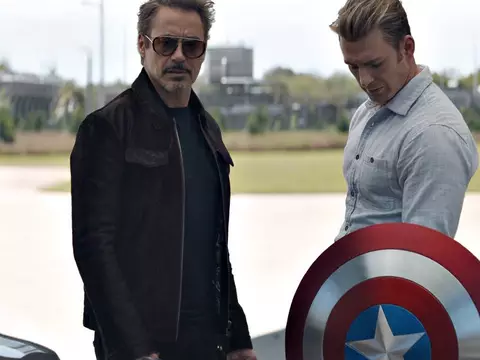 Vingadores: Ultimato | Diretores compartilham último dia de protagonistas no set