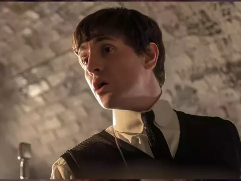 The Beatles | Vídeo do set mostra Paul Mescal e Joseph Quinn como Paul e George