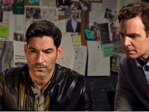 Tom Ellis Explains Why Bill Rejected the Promotion in 'CIA'