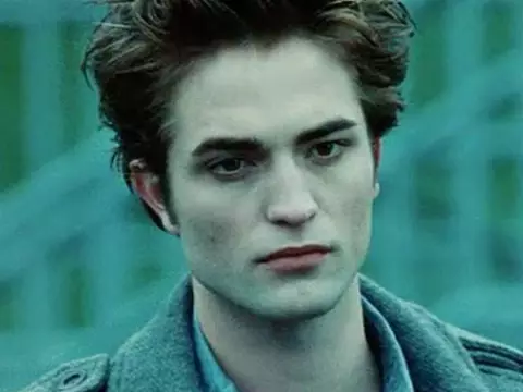Robert Pattinson em Crepúculo (Reprodução)
