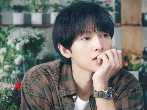 Song Joong-ki em cena de Minha Juventude (Reprodução)