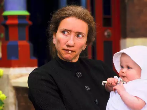 Cena de Nanny Mcphee (Divulgação)